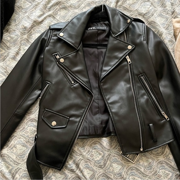 NWOT Zara Faux Leather Jacket - Picture 3 of 3